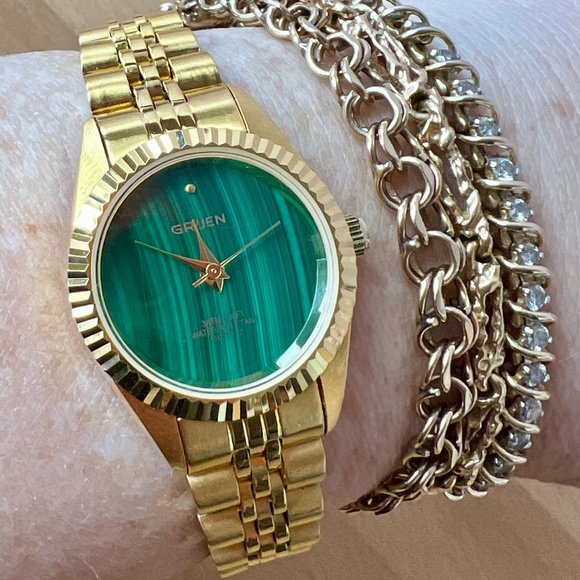 VINTAGE RARE GRUEN MALACHITE GREEN FACE GOLDTONE METAL DEPLOYMENT BAND WORKING main image 9